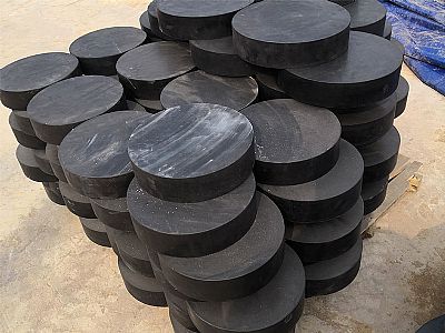 肃宁县板式橡胶支座由若干层橡胶片与薄钢板经加压硫化